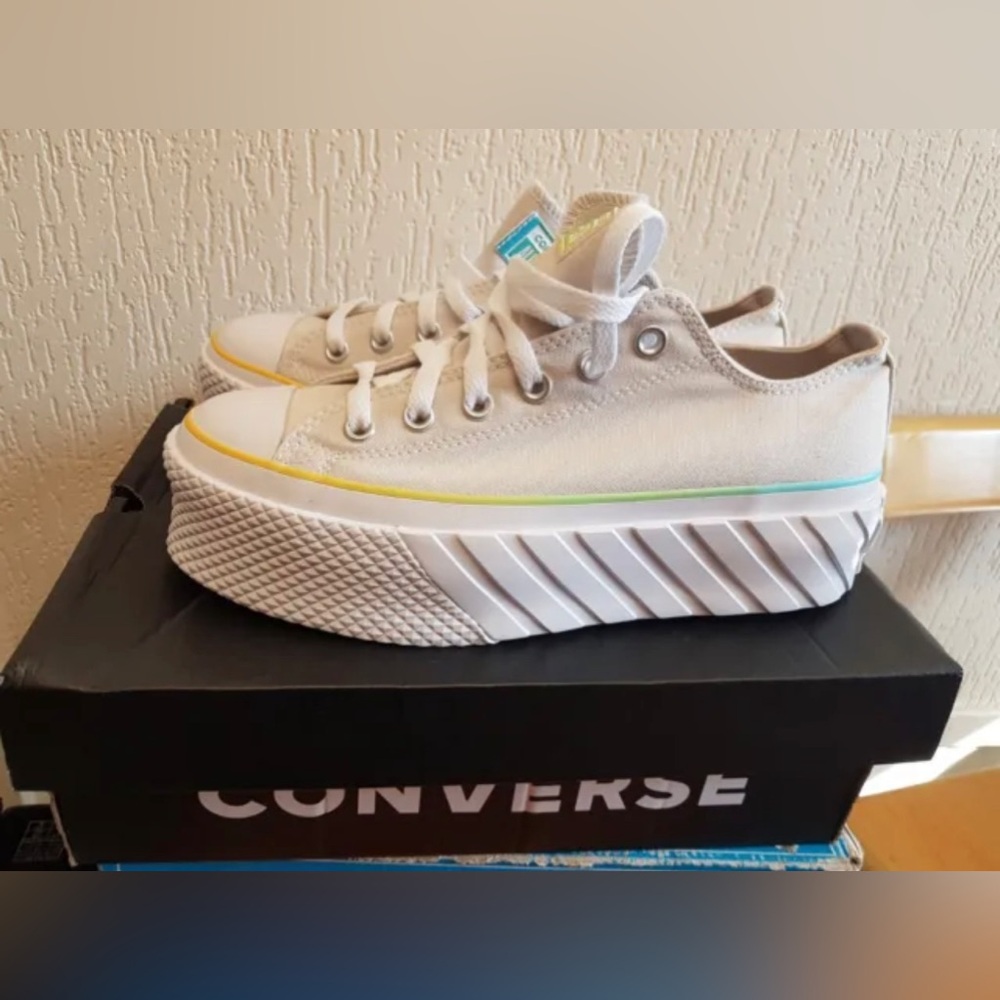 Converse Platform Sneakers in White and Gray